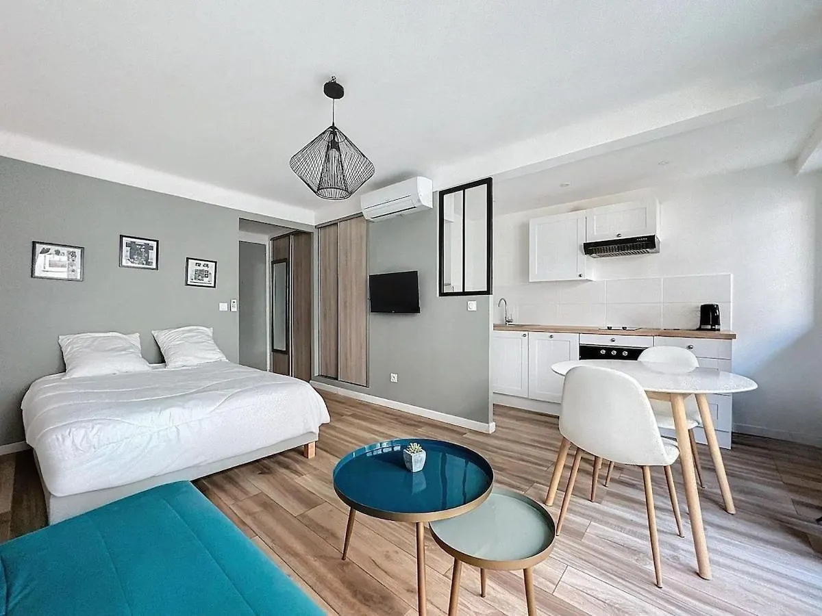 Apartment Studio Proche Gare, Balcon Cannes France